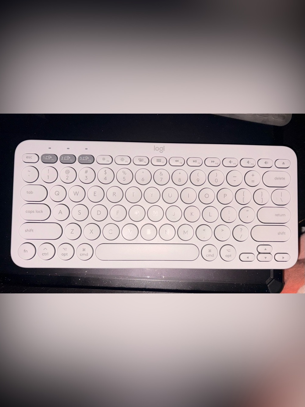 Logitech Pebble K380 Multi-Device Wireless Keyboard